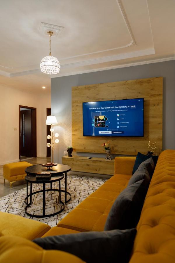 The Luxe Apartments Gjirokastër Eksteriør bilde