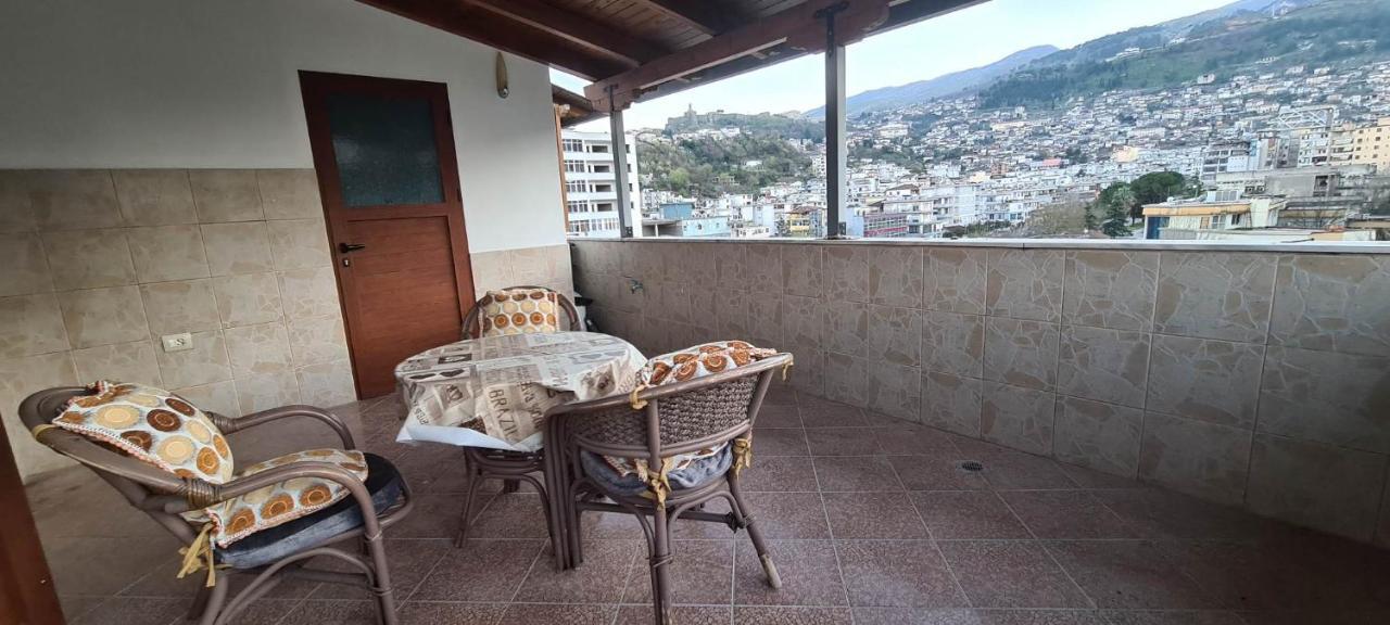 The Luxe Apartments Gjirokastër Eksteriør bilde
